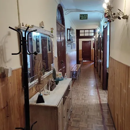 Guest house La Fruta Aviles